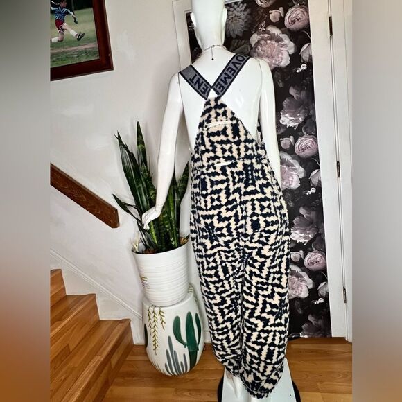 New Free People x FP Movement Hit The Slopes - Picture 8 of 9